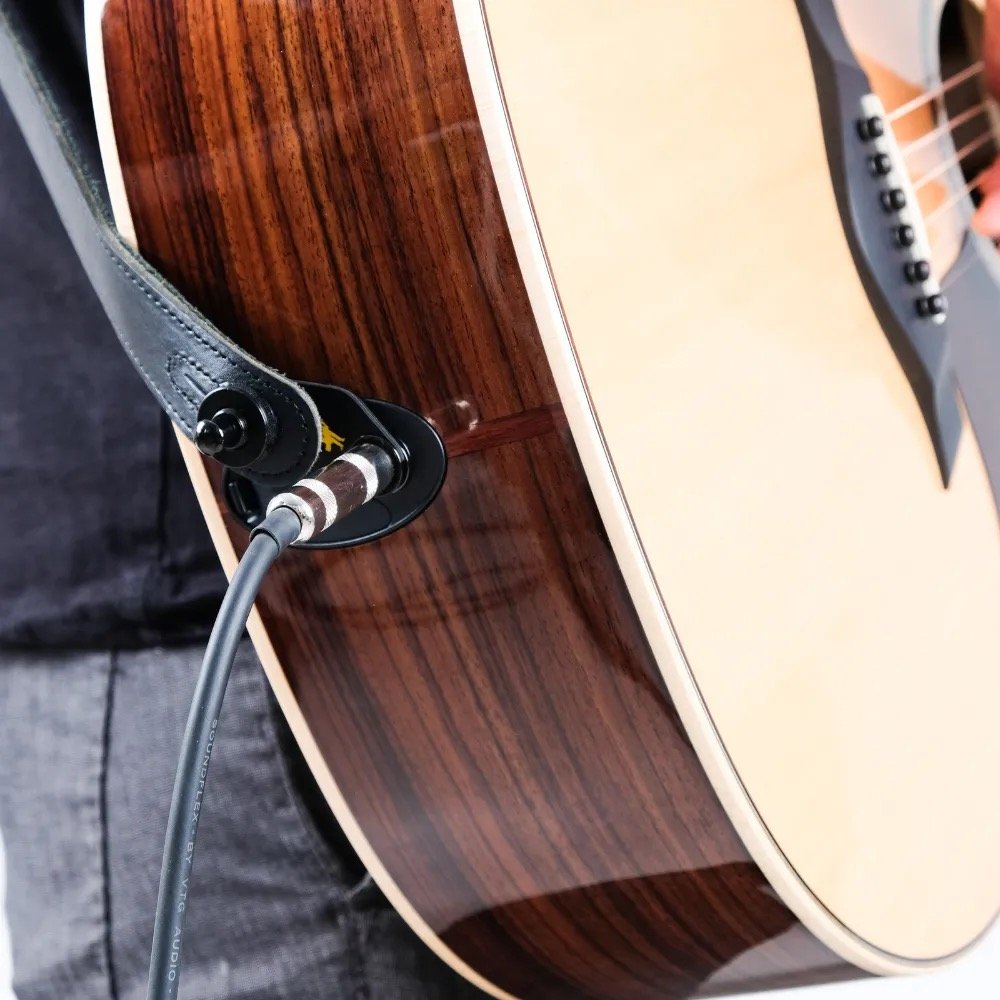 Acousti-Lok Strap Lock Adapter for TAYLOR® Guitars with a 9 Volt EXPRESSION SYSTEM® Battery Box