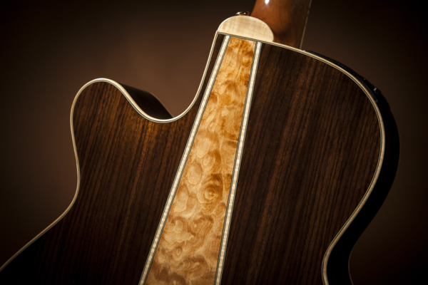 Takamine GN93CE Natural